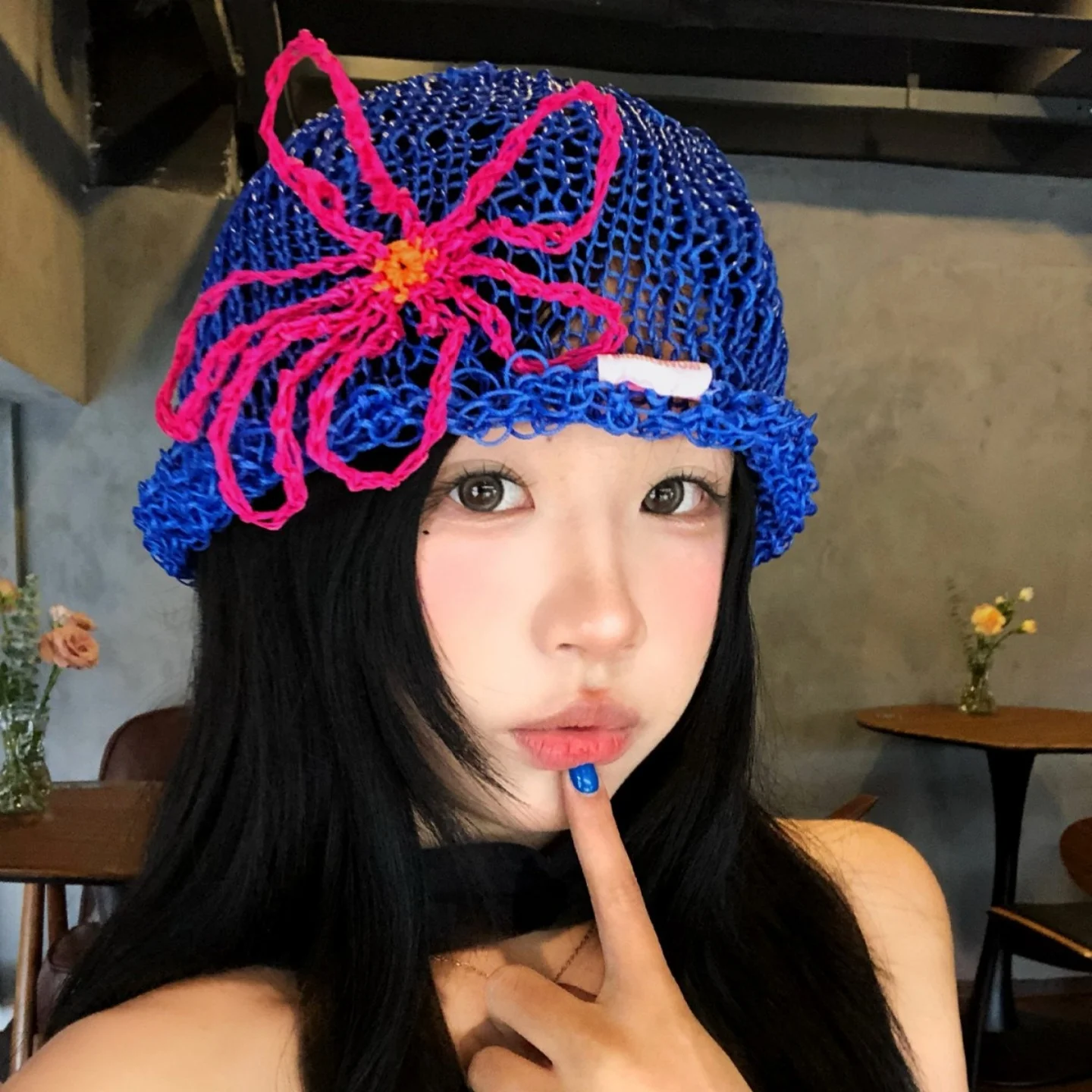 Bohemian Hand‑Crochet Flower Hat Hollow Mesh Ladies Y2K Bucket Beanie for Beach Vacation Photo Festival Accessory Headwear