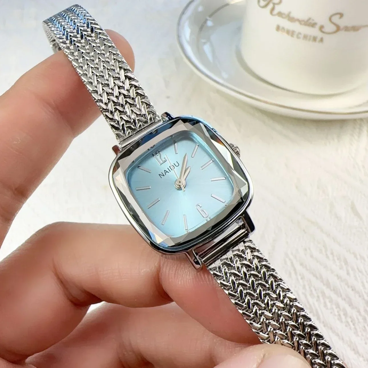 New Fashion Casual Women Watches Luxury Sliver Women Wristwatches Female Ladies Bracelet Quartz Watch Clock Relogio Feminino