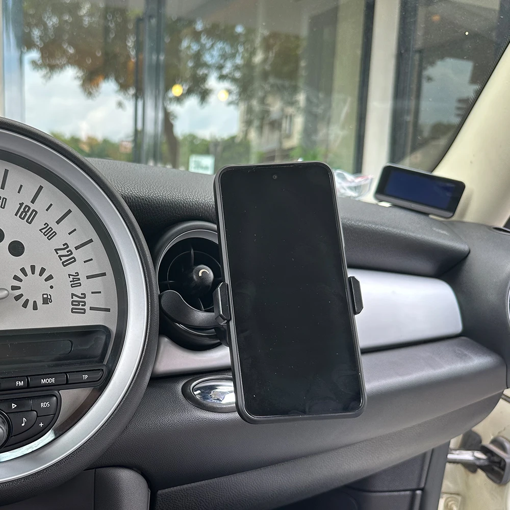 Universal Car Phone Holder Air Vent Outlet Mount Cell Phone Holder Bracket For Mini R56 R57 R58 R59 R60 R61 R55 Auto Accessories
