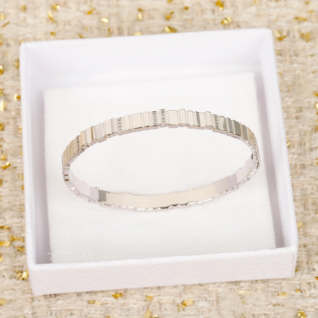 

Europe America Classics 925 Silver Top Quality Diamond Bracelet Woman Delicate Luxury Jewelry Trend