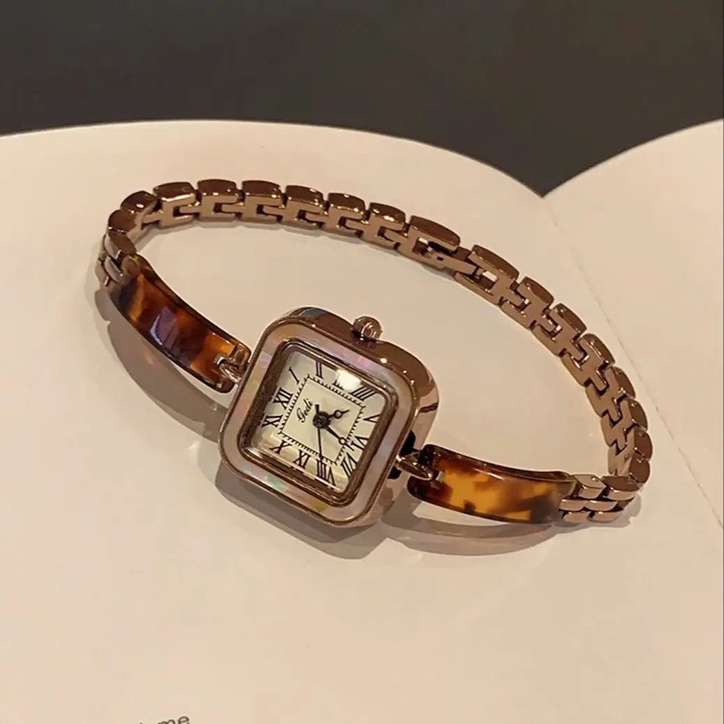 НОВЫЕ модные женские часы в стиле ретро с римскими цифрами и квадратным циферблатом, водонепроницаемые кварцевые женские часы, подарок