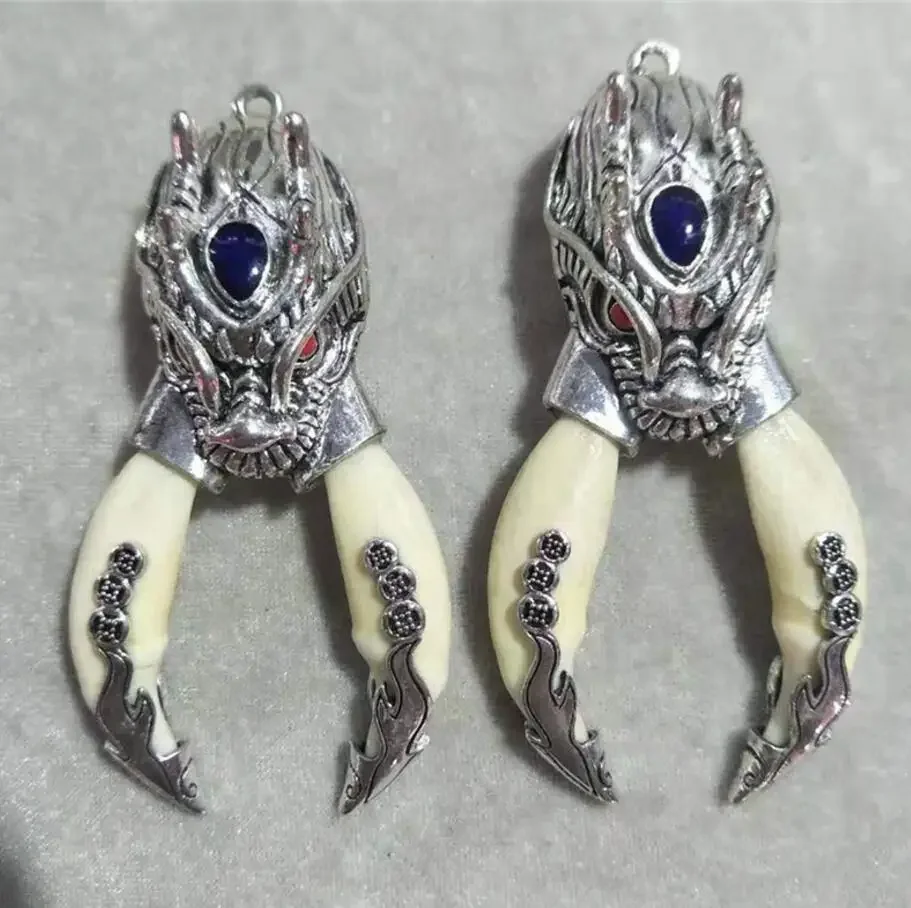 

Прямые продажи от производителя S925 Тибетское серебро Модное ожерелье с зубами волка Военная мода волка