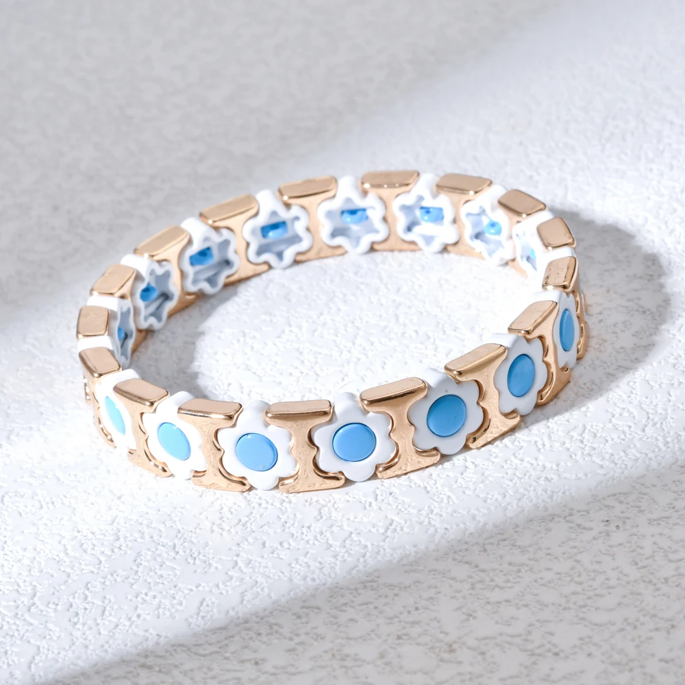 Sunflower Summer Colorful Metal Elastic Bracelet for Women Lightweight Luxury Elegant Sensation Hand Jewelry Accessory