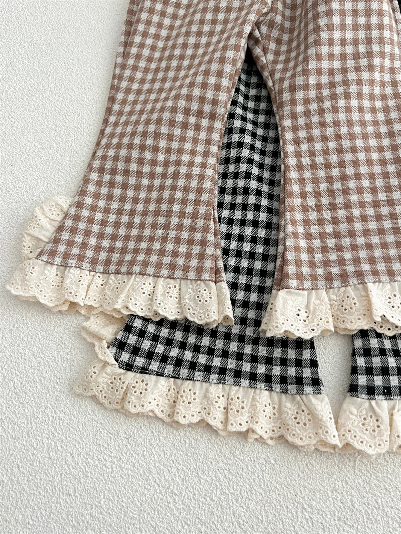 2025 Autumn New Baby Loose Trousers Cotton Girls Cute Plaid Lace Flared Pants Infant Toddler Versatile Casual Pants Kids Clothes