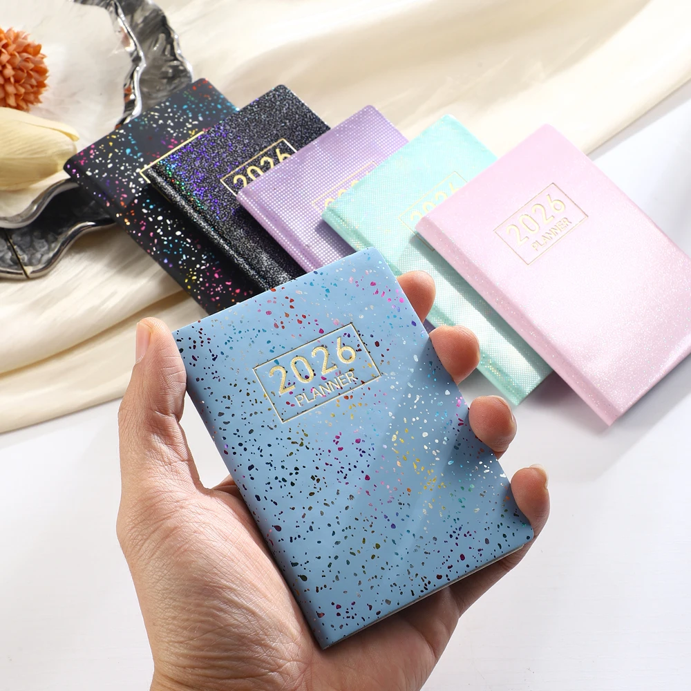 1 PC A7 ข้อมูลจําเพาะ 2026 ภาษาอังกฤษ Plan Book,เลเซอร์สีสันปกหนังสือกําหนดการ,64 แผ่น 128 หน้าบางปฏิทินรายสัปดาห์หนังสือ