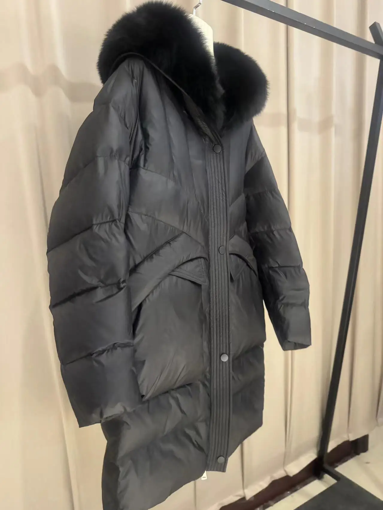 FASHION WOMEN PARKA goose down coat 2024 new design middle length black color with real natural fox collar