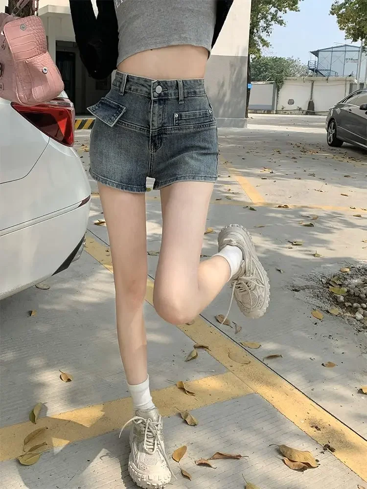 

Short Jean Pants Woman Wide Denim Shorts for Women Blue Kpop Harajuku Fashion Outfits Cheap Y2k To Wear Normal Low Price Jorts