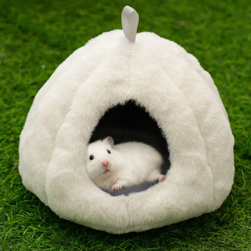 

Pet Hanging Beds Warm Winter Hamster Cotton Nest Thickened Hamster Hammock Windproof Soft Rabbit Sleeping Nest Bed Room