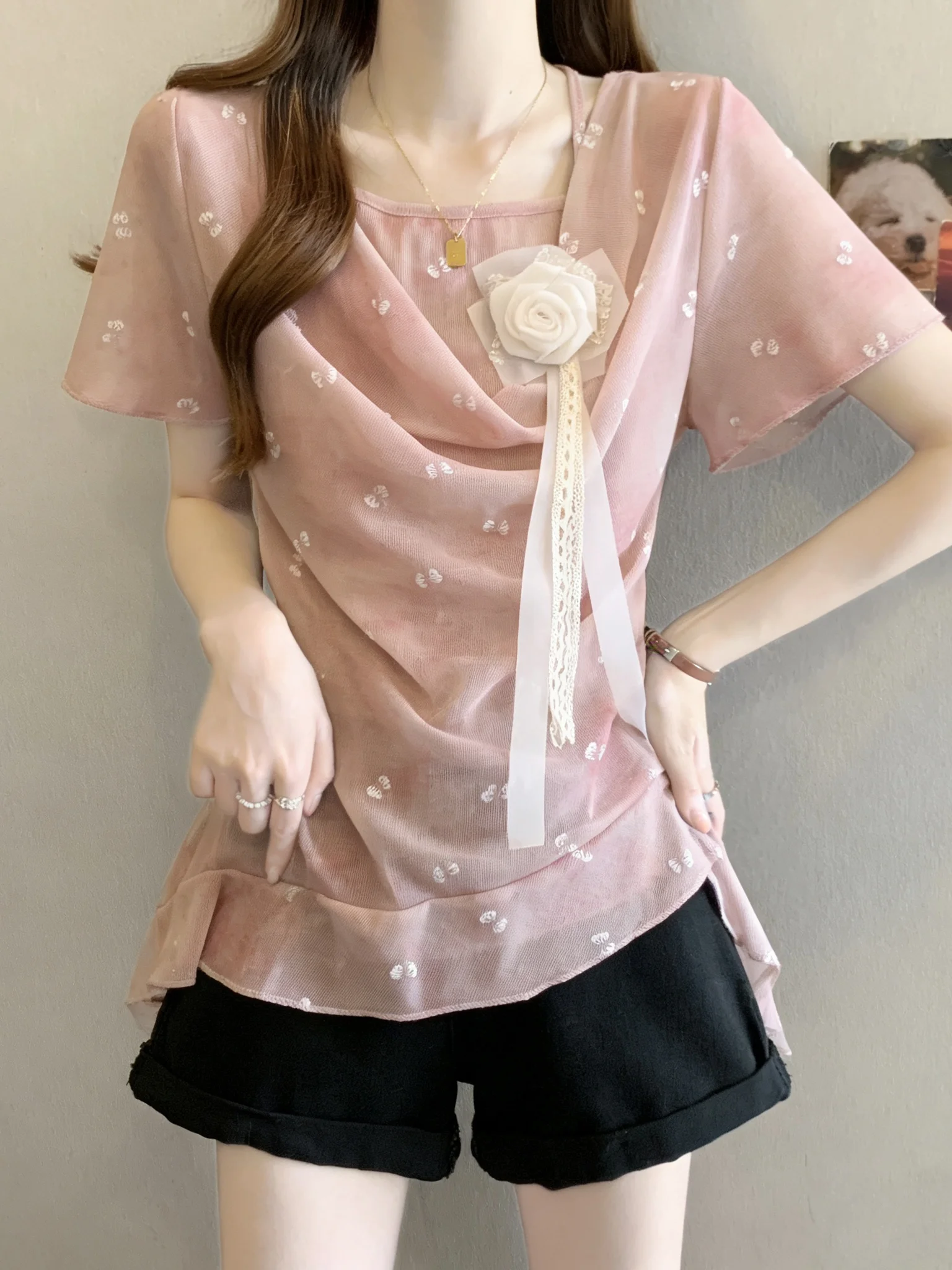 

Sweet Style Summer Large Size Top with Lace Knot Shoulder Bared Short Sleeve Fake Two-Piece Floral Print Loose Fit