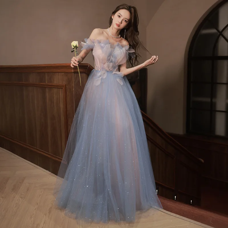 ผู้หญิงปิดไหล่ชุดราตรียาวขนาดใหญ่ Hem สี Starry Sky Gradient Fairy A-Line วันเกิดงานแต่งงาน Gowns