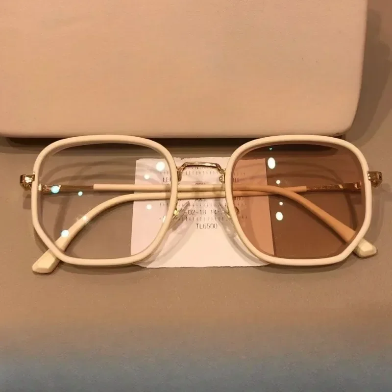 Photochrome Myopiebrille 0~ -400 Automatischer UV-Schutz Ein Paar Brillen mit mehreren Verwendungsmöglichkeiten Intelligente Tag- und Nachtstile – Detail 3