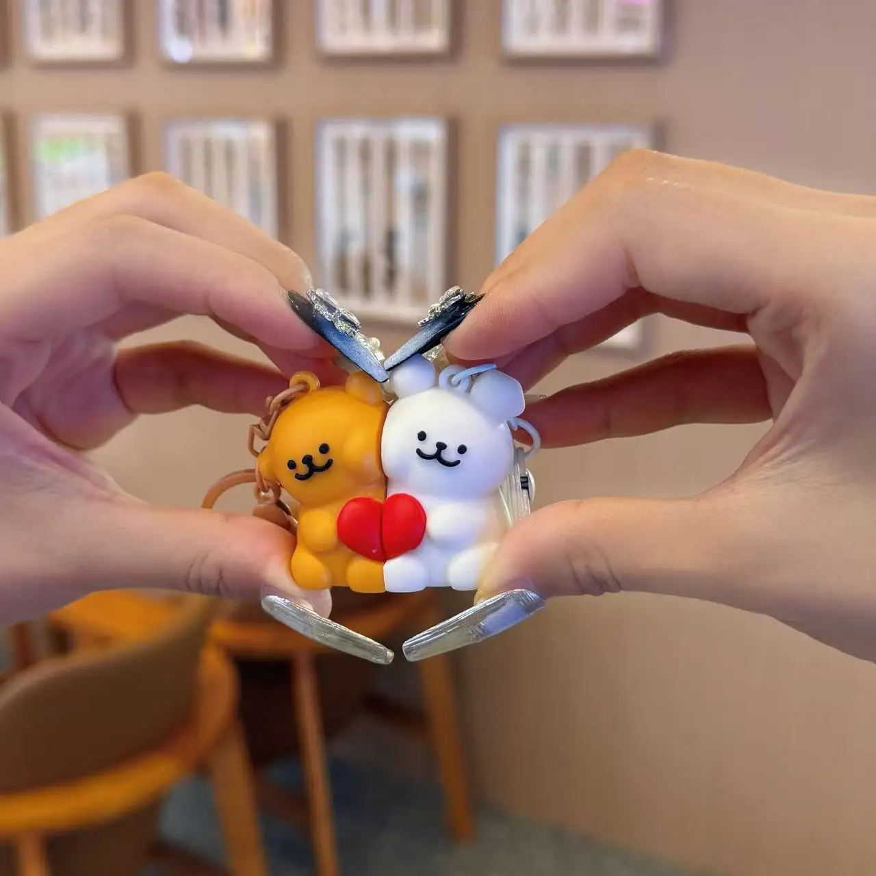 زوجين المغناطيسي جرو المفاتيح 2 قطعة لا تترك قبلة الكلب حلقة رئيسية لطيف حقيبة بنقوش كرتونية قلادة سحر هدية لعشاق الأصدقاء