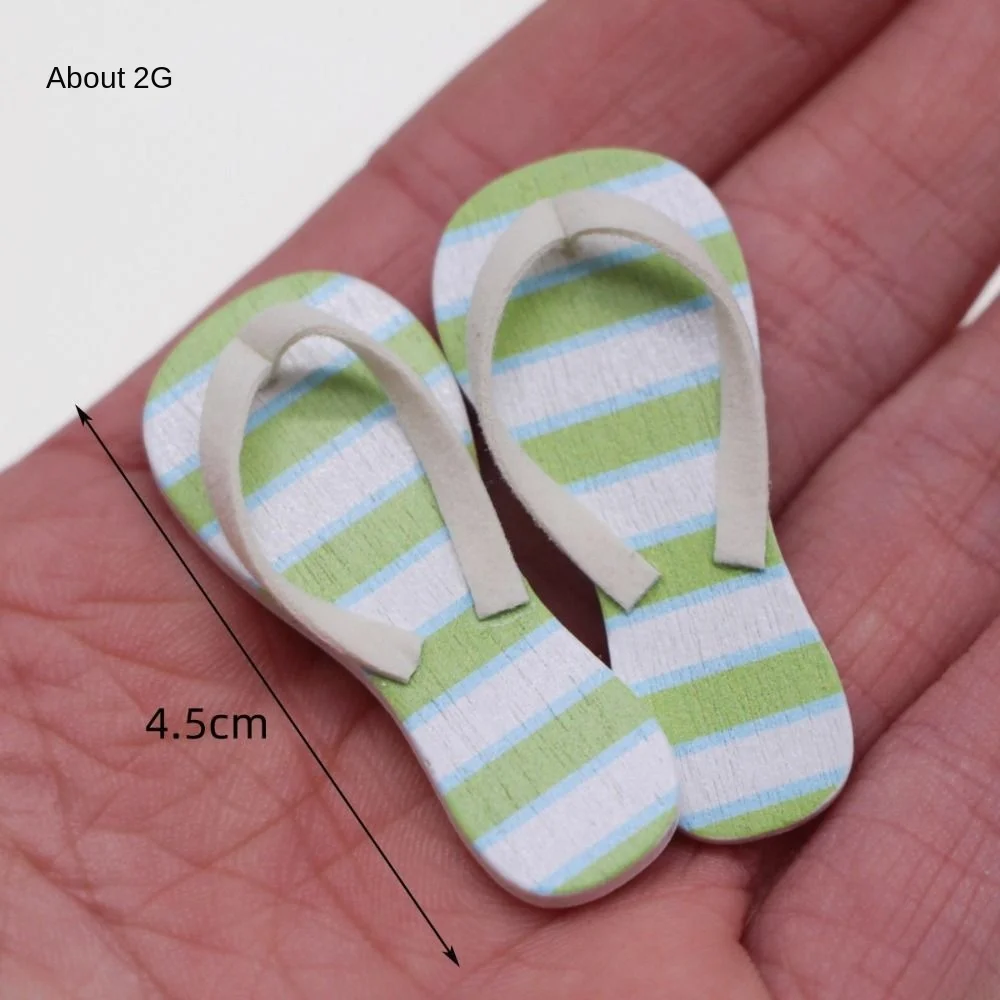 1 คู่ 1:12 ตุ๊กตาตุ๊กตา Flip Flops มินิจําลอง Miniature Flip-Flops ตกแต่งไม้มินิรองเท้าแตะลําลอง