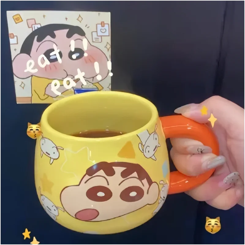 Tasse périphérique Crayon Shin-chan avec couvercle, tasse à café domestique, tasse en céramique, cadeau d'anniversaire pour garçons et filles