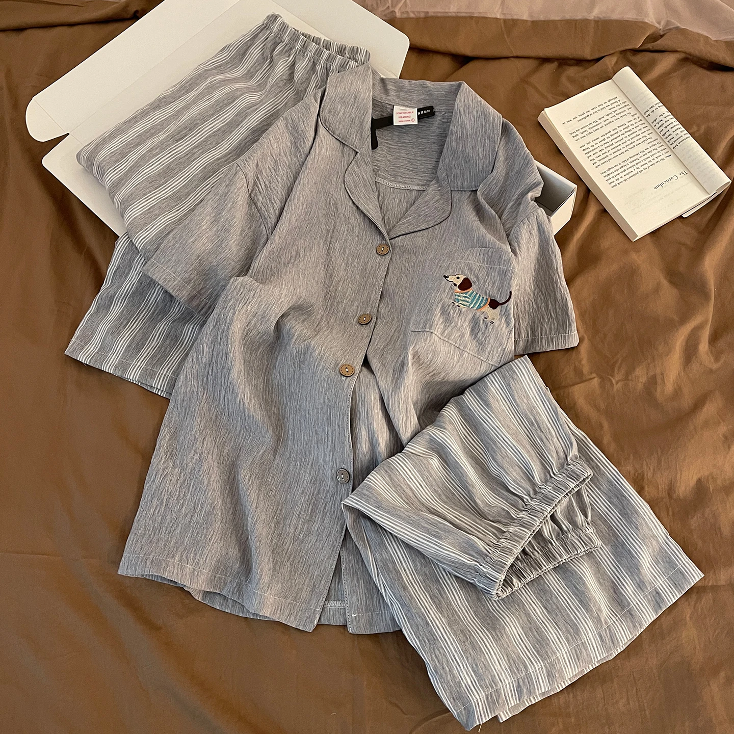 J897 men's three-piece suit