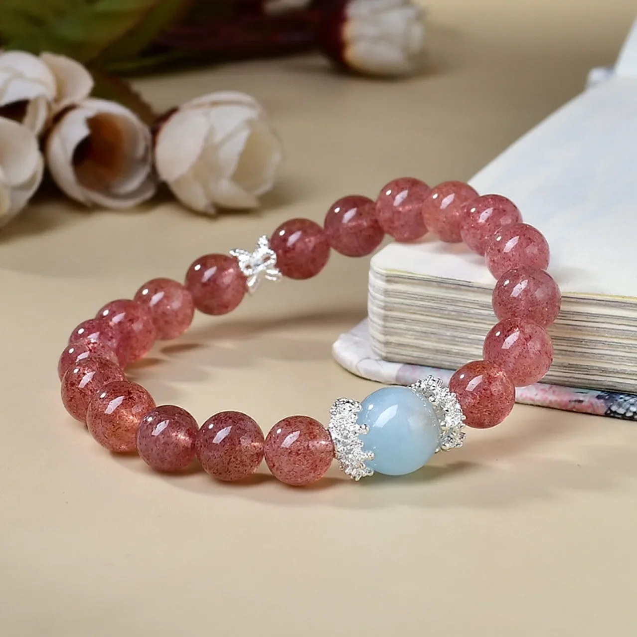 

Strawberry Crystal Aquamarine Fashion Original Design Bracelet Women's Light Luxury Lucky Bracelet, Gift