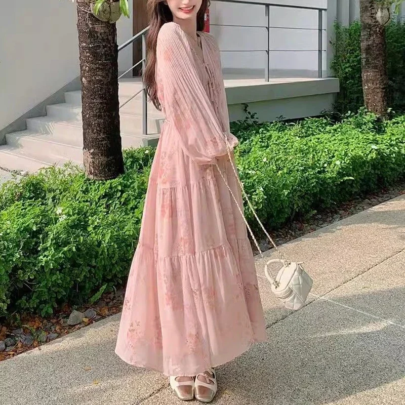 Kobiety Koreańska moda Sznurowane sukienki z kwiatowym nadrukiem Słodkie eleganckie sukienki z wysokim stanem V Szyja z długim rękawem Luźna sukienka plażowa Maxi Vestidos