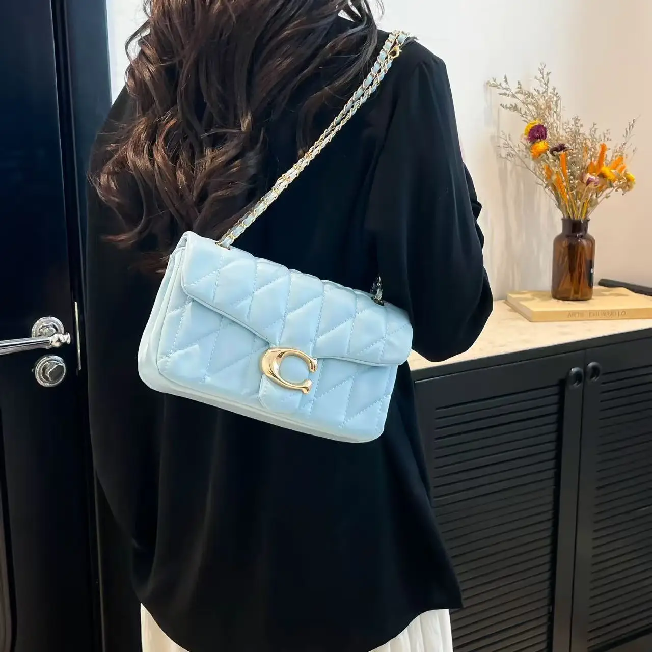 جودة بو الجلود الفتيات حقيبة كتف أزياء فاخرة المرأة سلسلة حقيبة يد العلامة التجارية خفيفة الوزن التنقل حقيبة شرابة أكياس مربعة