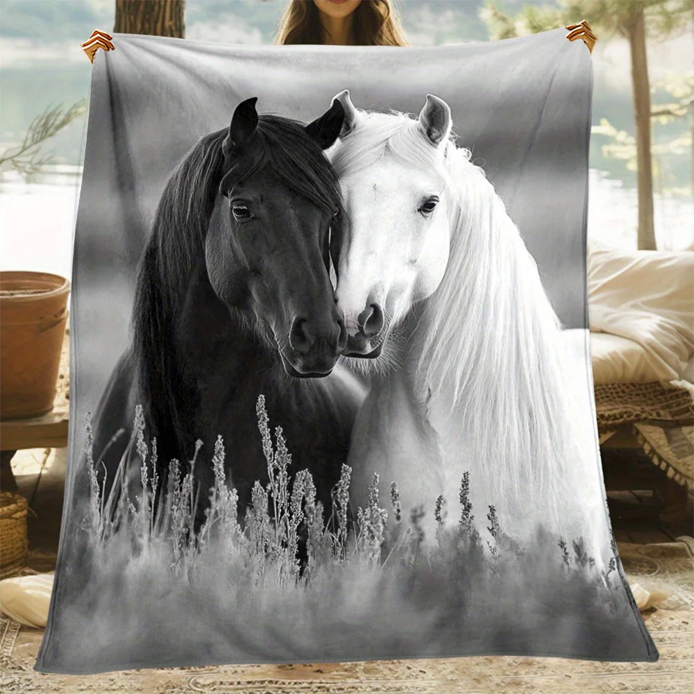 Black & White Horse Fleece Blanket – Soft Warm Throw for Sofa, Bed,Travel & Office – Stylish Practical Gift for Family & Friends