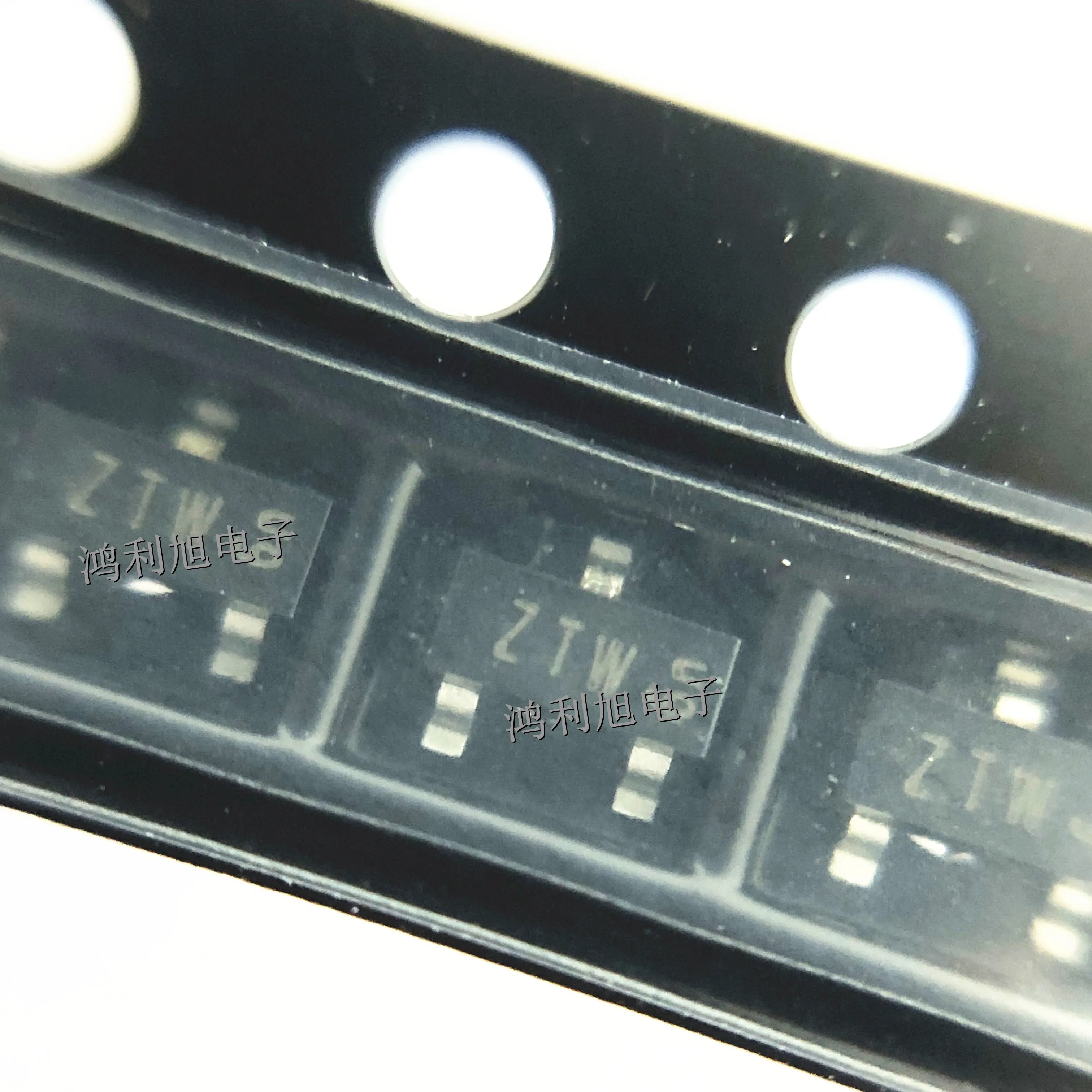 50PCS/Lot PBSS4140T MARKING: ZTW Trans GP BJT NPN 40V 1A 450mW 3-Pin SOT-23 T/R