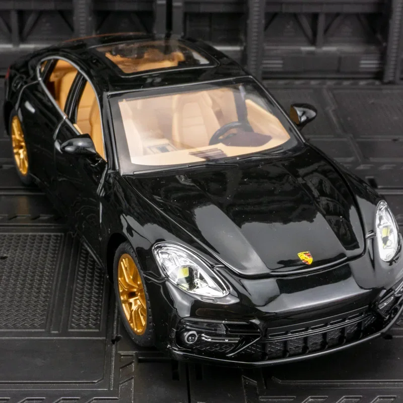 Porsche Panamera Modelo de carro esportivo 1:24, liga de metal fundido, leve e som, coleção pull back, brindes para crianças