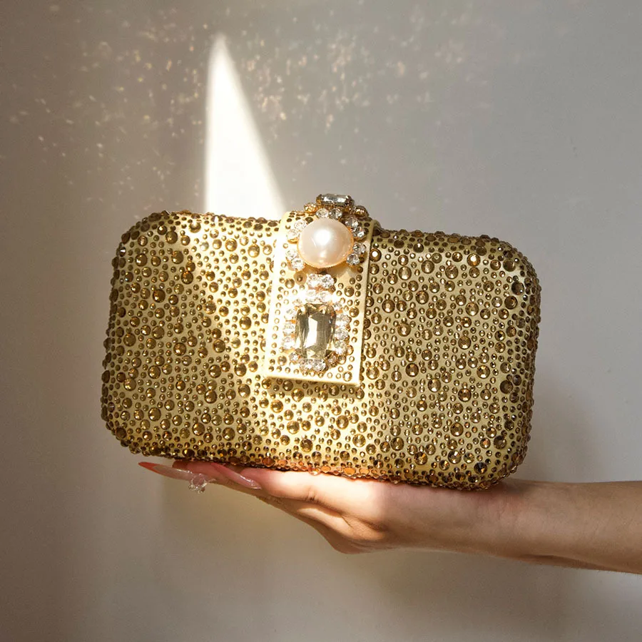 Champagne full of diamonds, dinner bag, pearl rhinestone lock, exquisite luxury, sparkling and eye-catching wedding dress bag