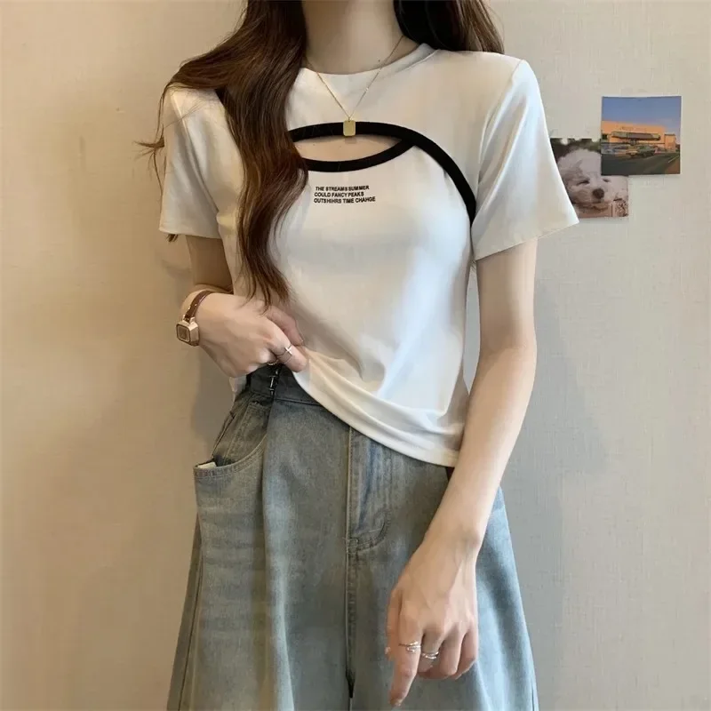 2024 Summer New Slimming Letter Print T-shirt Women's Crew Neck Design Sensibility Empty Sleeves Top