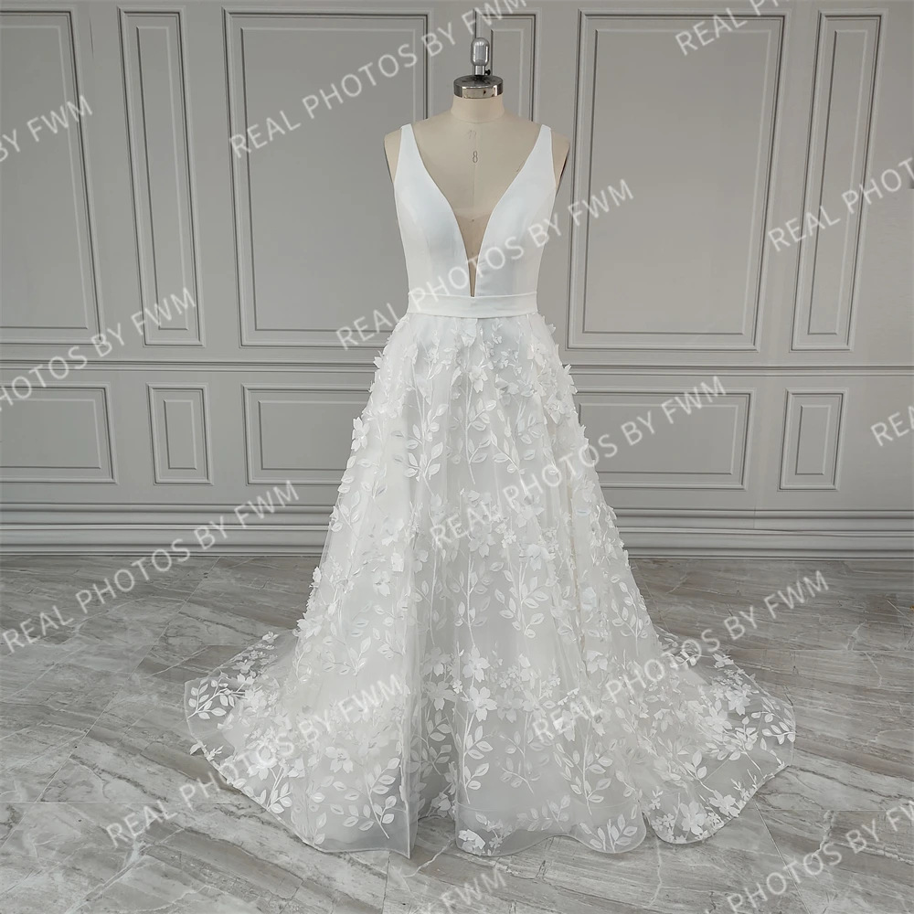 12283 #   Maßgeschneidertes Boho-Hochzeitskleid mit V-Ausschnitt und Vorderschlitz, 3D-Spitze, Sweep-Zug, A-Linie, Brautkleid für Frauen nach Maß