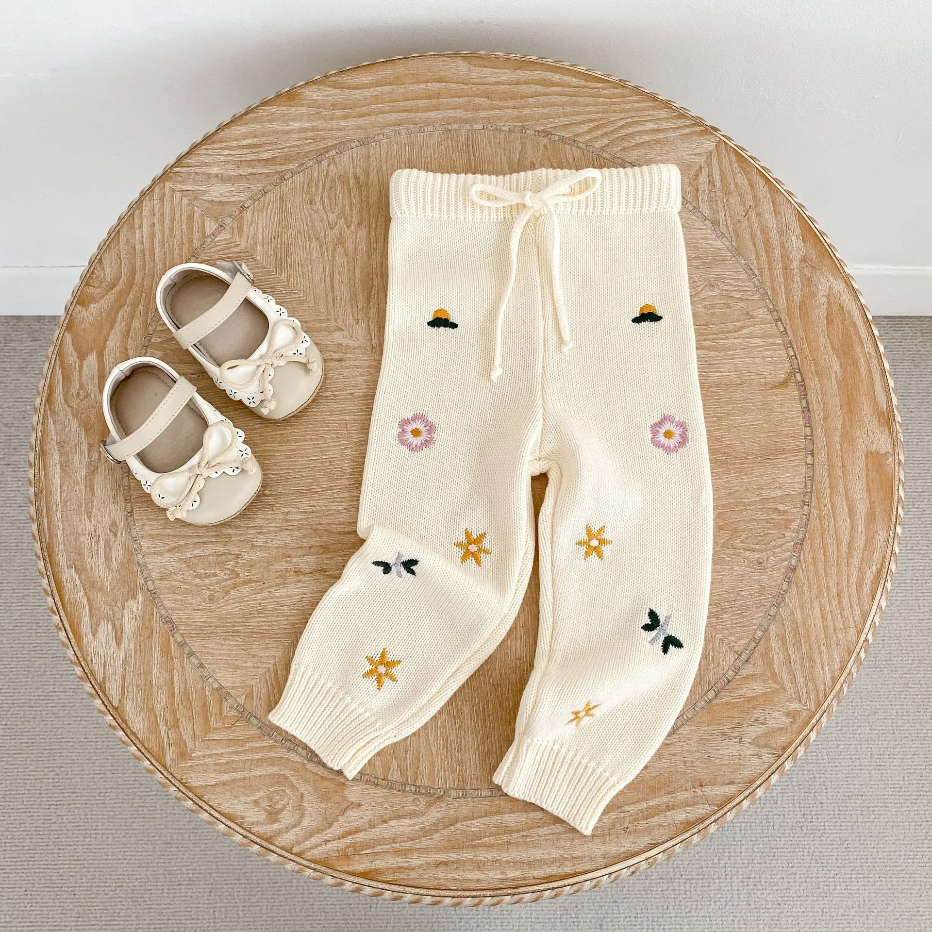 2026 Winter New Baby Long Sleeve Knitted Coat Girls Cute Flower Embroidery Sweater Cardigan Cotton Infant Toddler Clothes