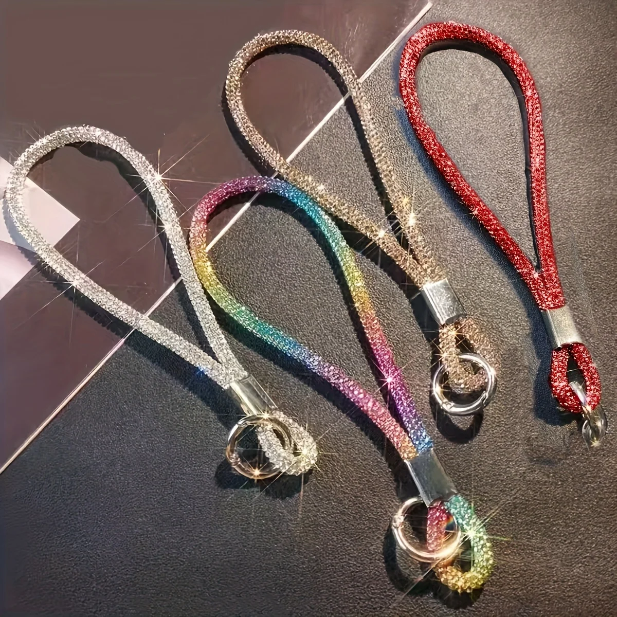 

4 шт. стильные и блестящие ремешки для телефона, прочные и прочные цепочки для телефона, ремешки на запястье, подходящие для различных случаев, цепочки для сумок