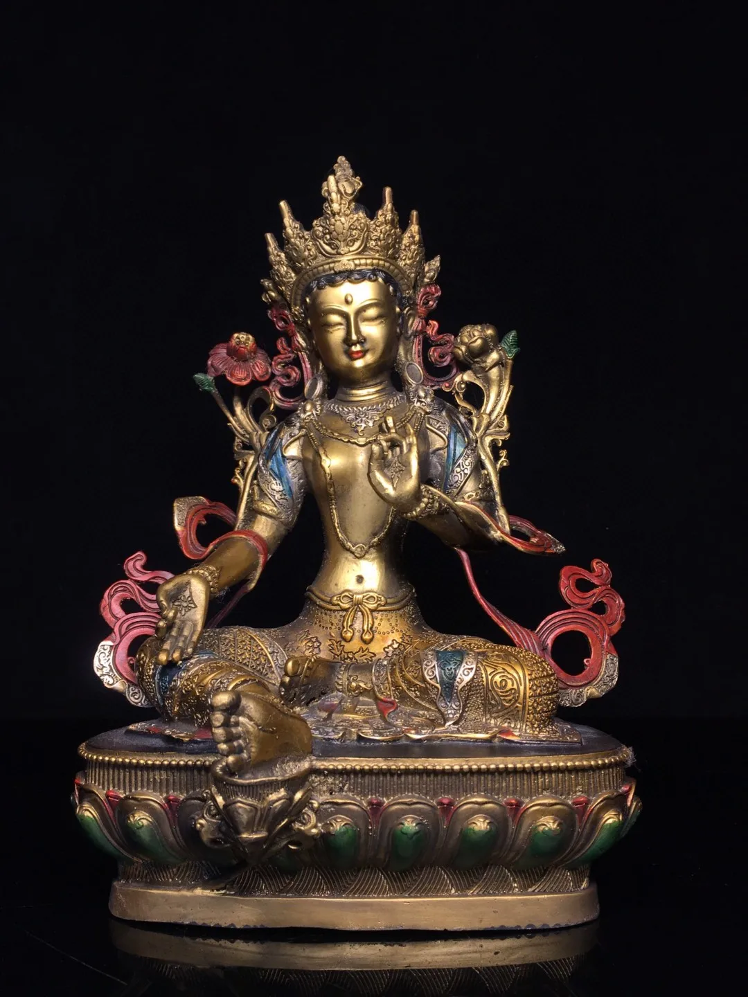 

Tibetan old brass painted green Tara Guanyin Buddha statue ornaments home Buddhist hall supplies cultural toys and miscellaneous