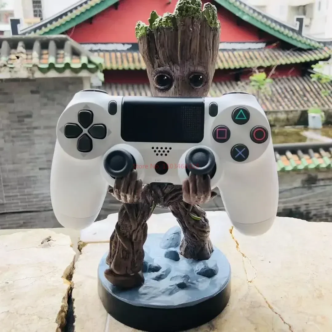 The Avengers Groot Tree Man Iron Man Spiderman Anime Figure Q Version Mobile Phone Holder Pvc Statue Model Doll Collection Gifts