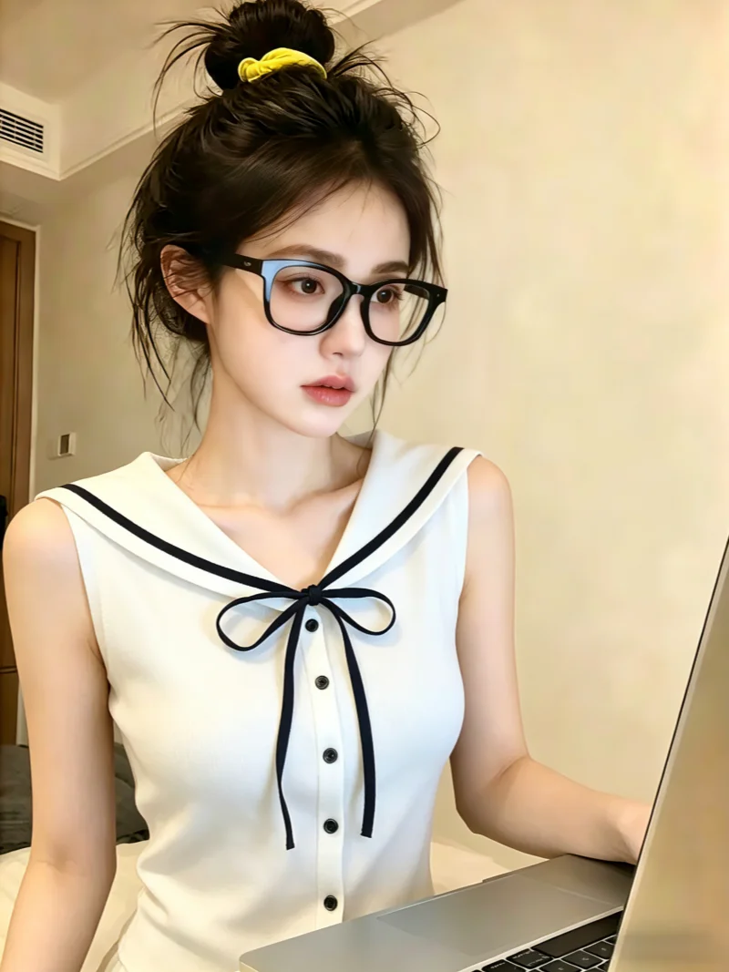 

Sweet Navy Collar Knot-Style Sleeveless Knitted Sweater Women's Summer New College Style Age-Defying Top Self-Purchase