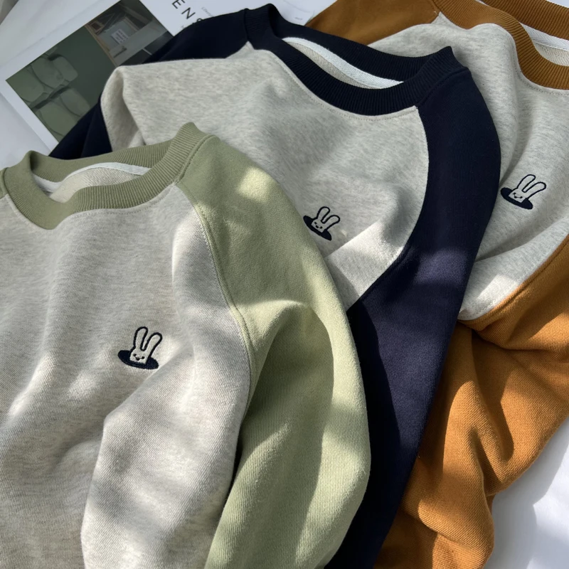 

Green Splice Sleeve round Neck Sweatshirt Women's Spring Autumn Design Embroidered Rabbit Loose Top Trendy Korean Style