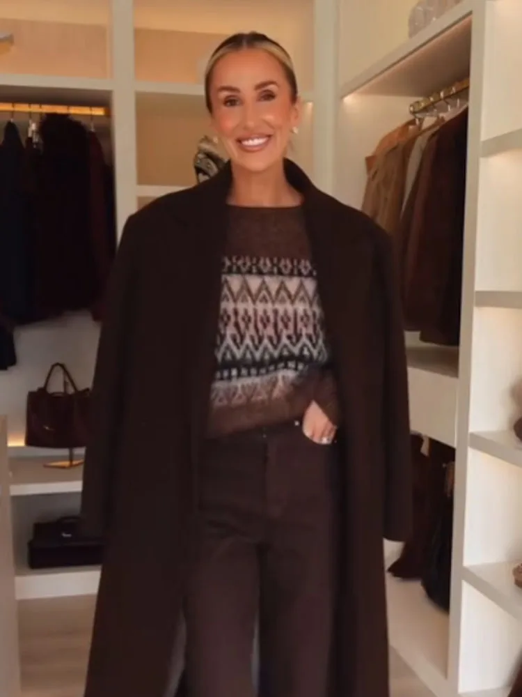 

HH Women Winter Fashion Crew Neck Rubber Effect Jacquard Sweater Female Versatile Street Casual Warm Long Sleeve Pullover Top