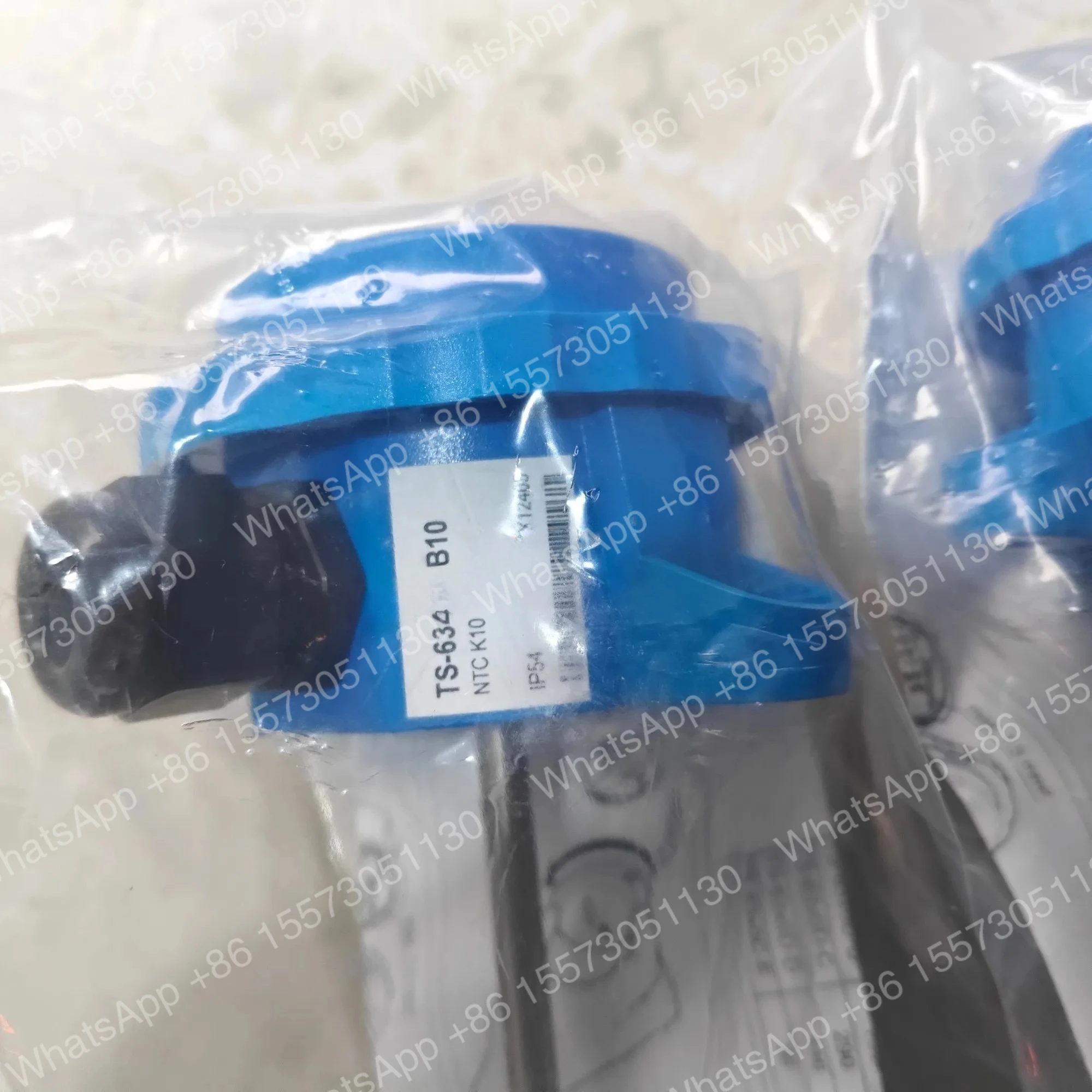 Controls TS-6370D-B14 TS-6370D-B13 TS-6340D-B10 Ventilation and Water Pipe Temperature Sensors