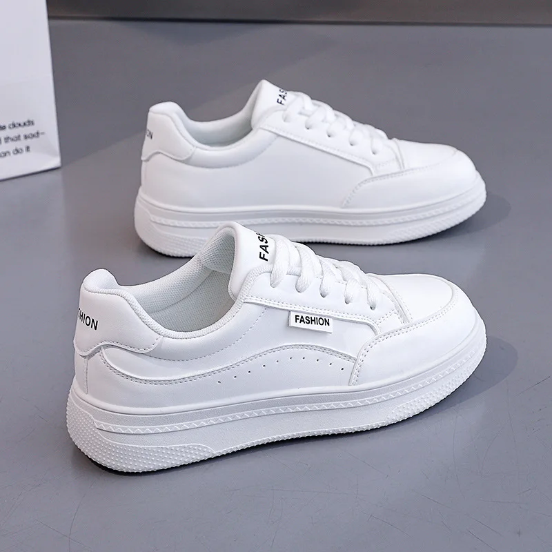 Women's White Breathable Sports And Leisure Board Shoes Versatile Comfortable Thick Sole for Spring 2026