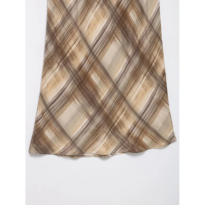 กระโปรงยาวพิมพ์ลายวินเทจสำหรับผู้หญิง ปี 2026 แฟชั่นใหม่ ผ้าซาติน หรูหรา สำหรับงานปาร์ตี้ กระโปรงยาวลำลองสไตล์ไฮสตรีทสำหรับผู้หญิง ﻿