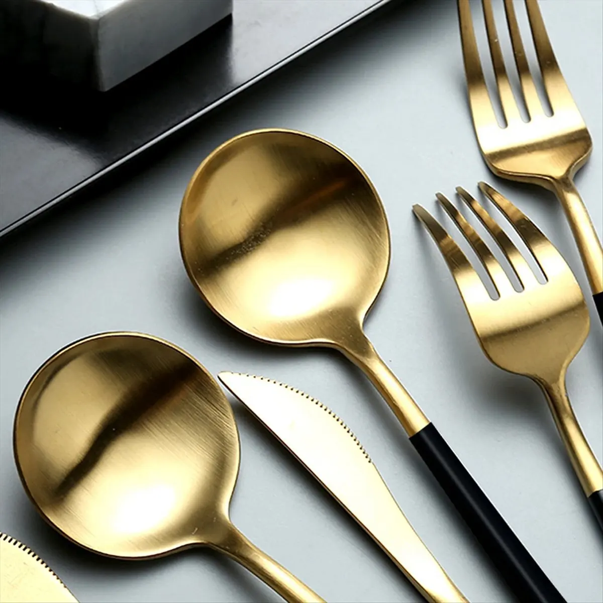 A45I 24Pcs Stainless Steel Dinnerware Set Cutlery Spoon Fork Knife Western Cutleri Silverware Flatware,Black-Gold