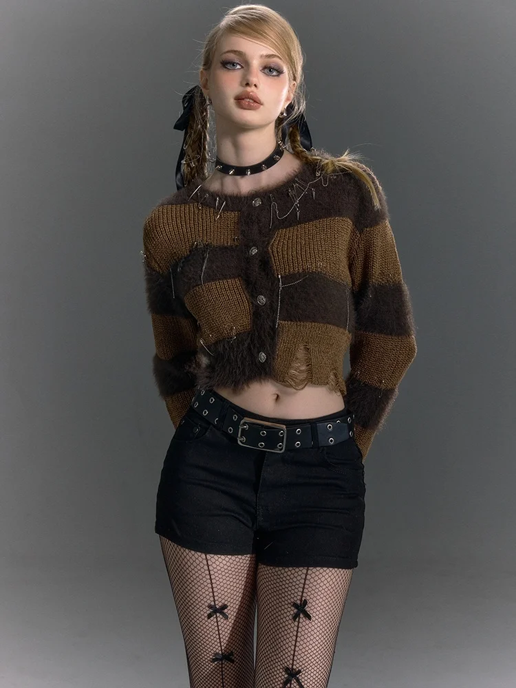 

Кардиган Byland Universe в стиле панк с полосками, вязаный, с имитацией меха, на пуговицах, с цепочкой, укороченный, уличный стиль, весна