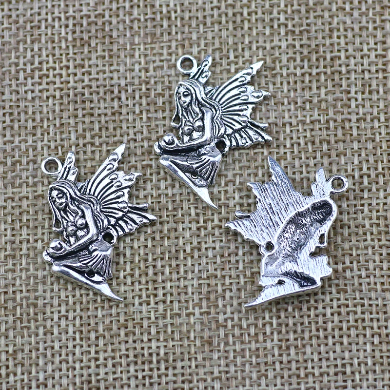 8 Pieces/Lot 20*30mm Antique Sliver Color Angel Wings Delicate Charms For Jewelry Making Contracted StyleFashion Accessories