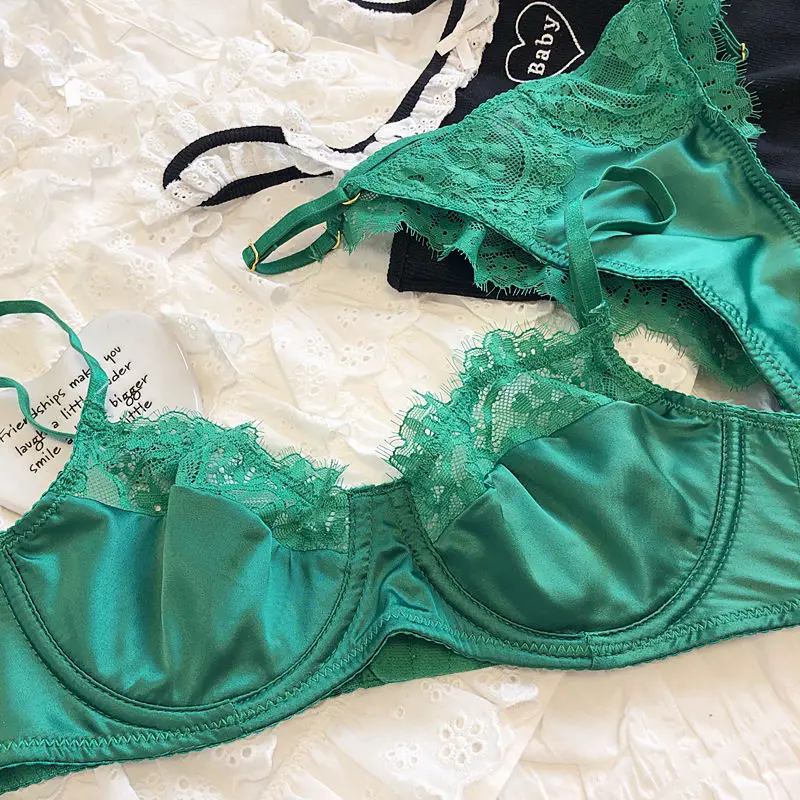 New French Lace Tulle Openwork Ultra-Thin Cup Bra Set For Larger Busts (Makes You Look Smaller) With Underwire Bra And Panties