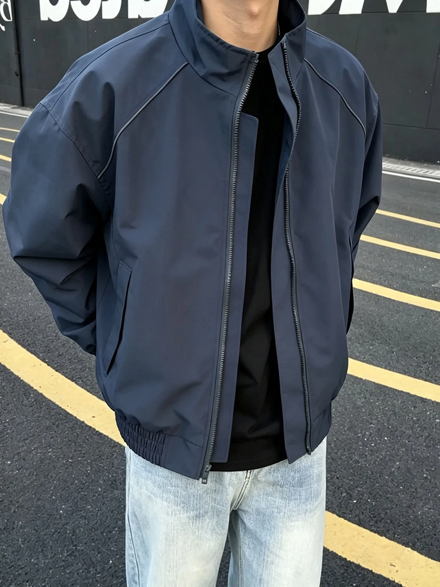 Olive Green Stand Collar Short Workwear Jacket Deconstructed Flight Style for Men Autumn Cleanfit Shoulder Baseball Coat