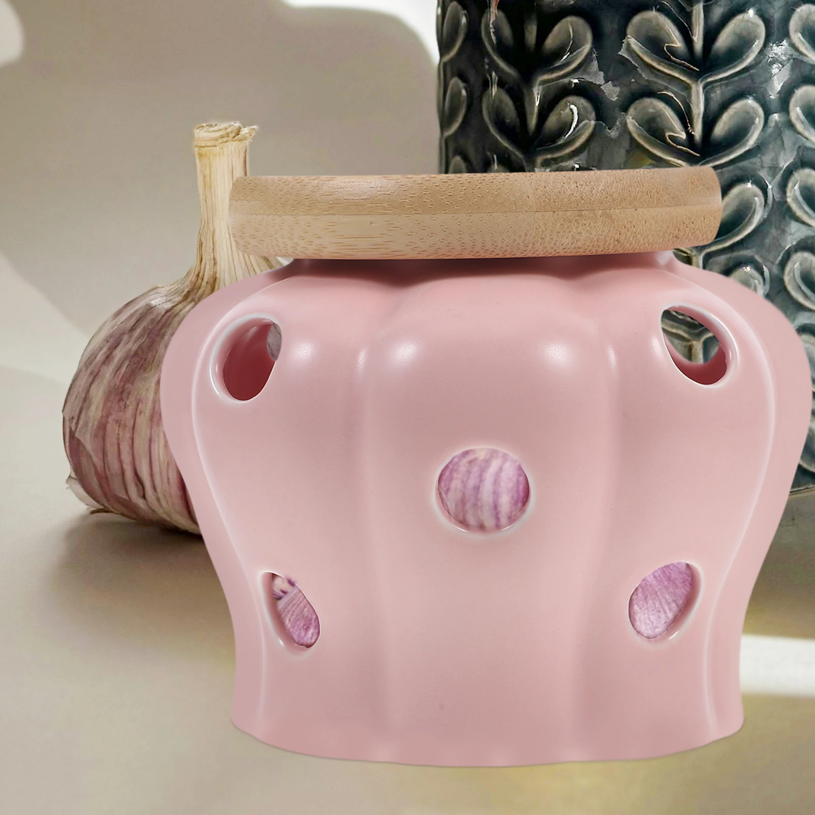 

Ventilated Ceramic Garlic Keeper Large Storage Jar For Ginger Onion Lidded Container Countertop Kitchen Organizer Heat Resistant