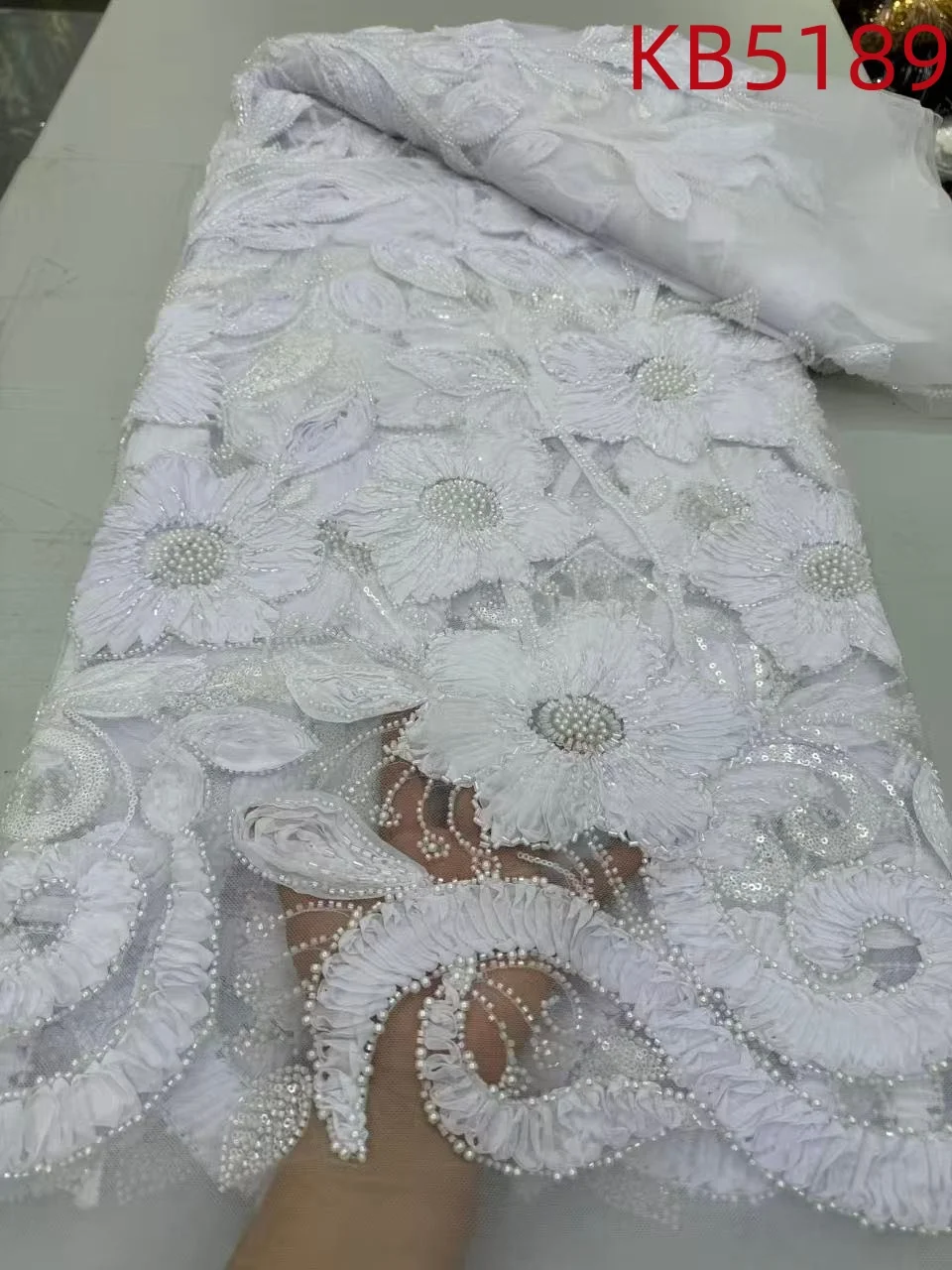 قماش دانتيل أفريقي 5 ياردات جودة عالية 2025 فساتين ترتر قماش مطرز شبكة فرنسية مع تسلسل للخياطة KB5189
