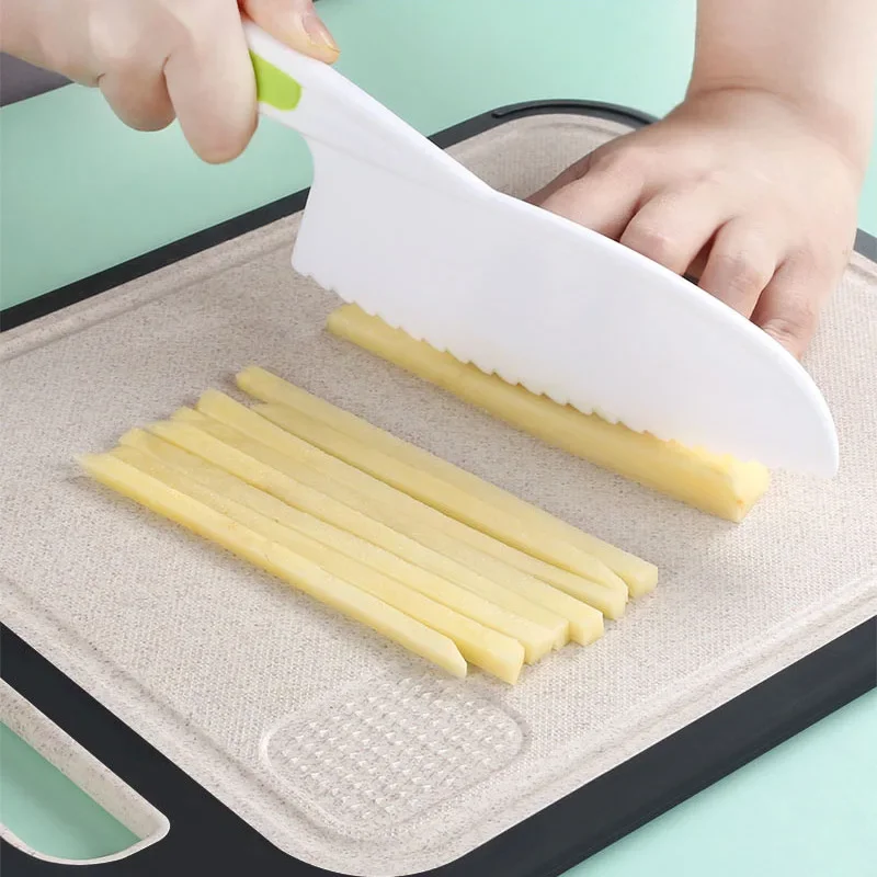 3pcs Kitchen Baking Knife Set Children\'s Cooking Knives Serrated Edges Kids\' Knives Kid Plastic Knife for Kitchen Children