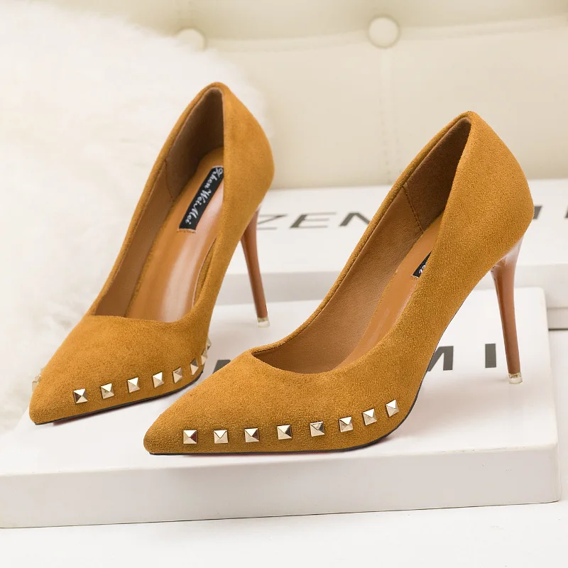 

Spring new pointed toe shallow suede metal rivet thin heel single shoes banquet dress large size work OL women's high heels