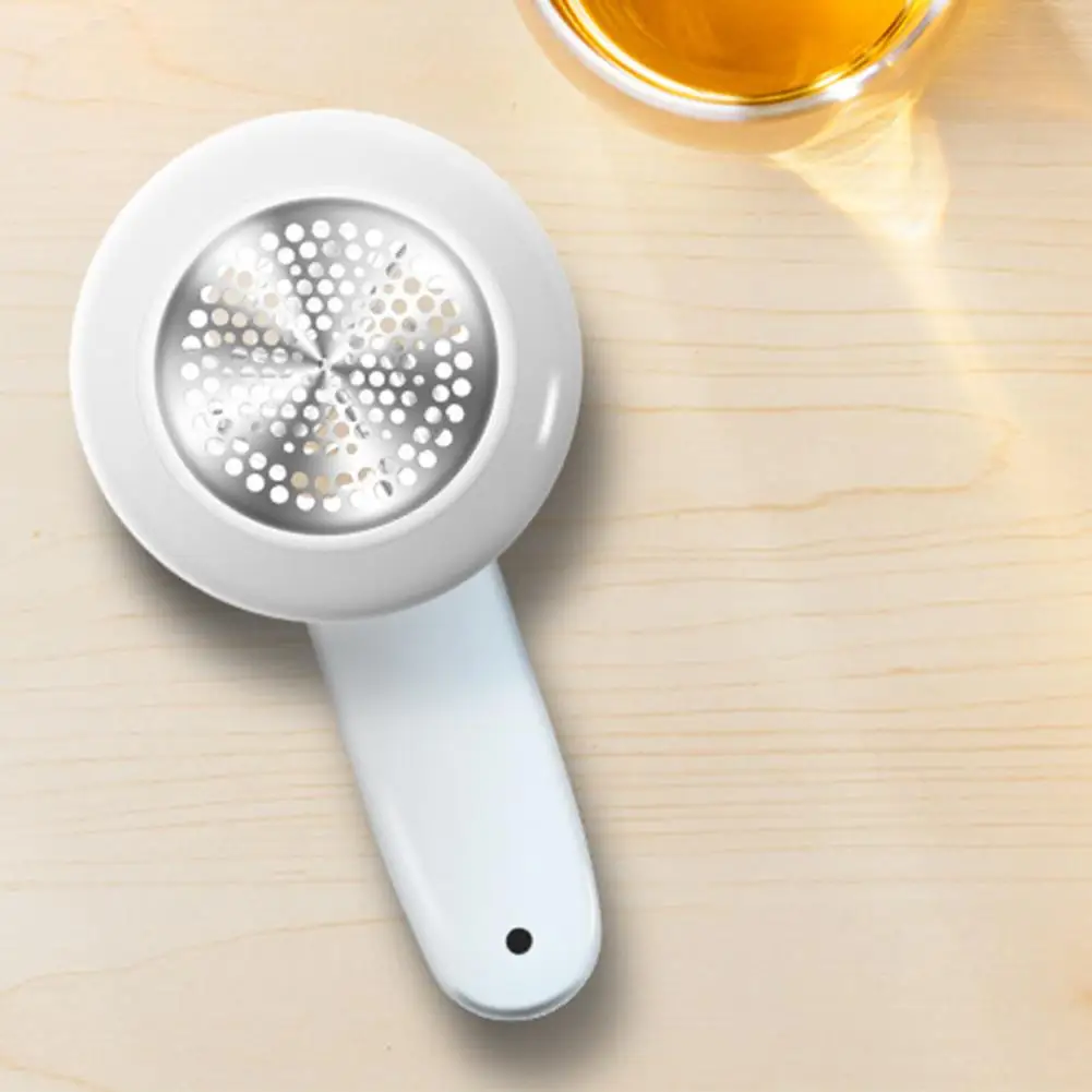 Rechargeable Lint Remover Portable Fabric Shaver Electric Fabric Shaver Usb Rechargeable 3-leaf Blade Sweater Defuzzer Cordless