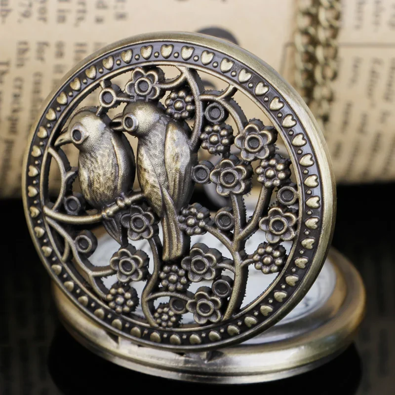 Exquisite Hollow Design Quartz Pocket Watch Necklace Lively Bird Carving Watch Pendant Friends Family High Quality Gift