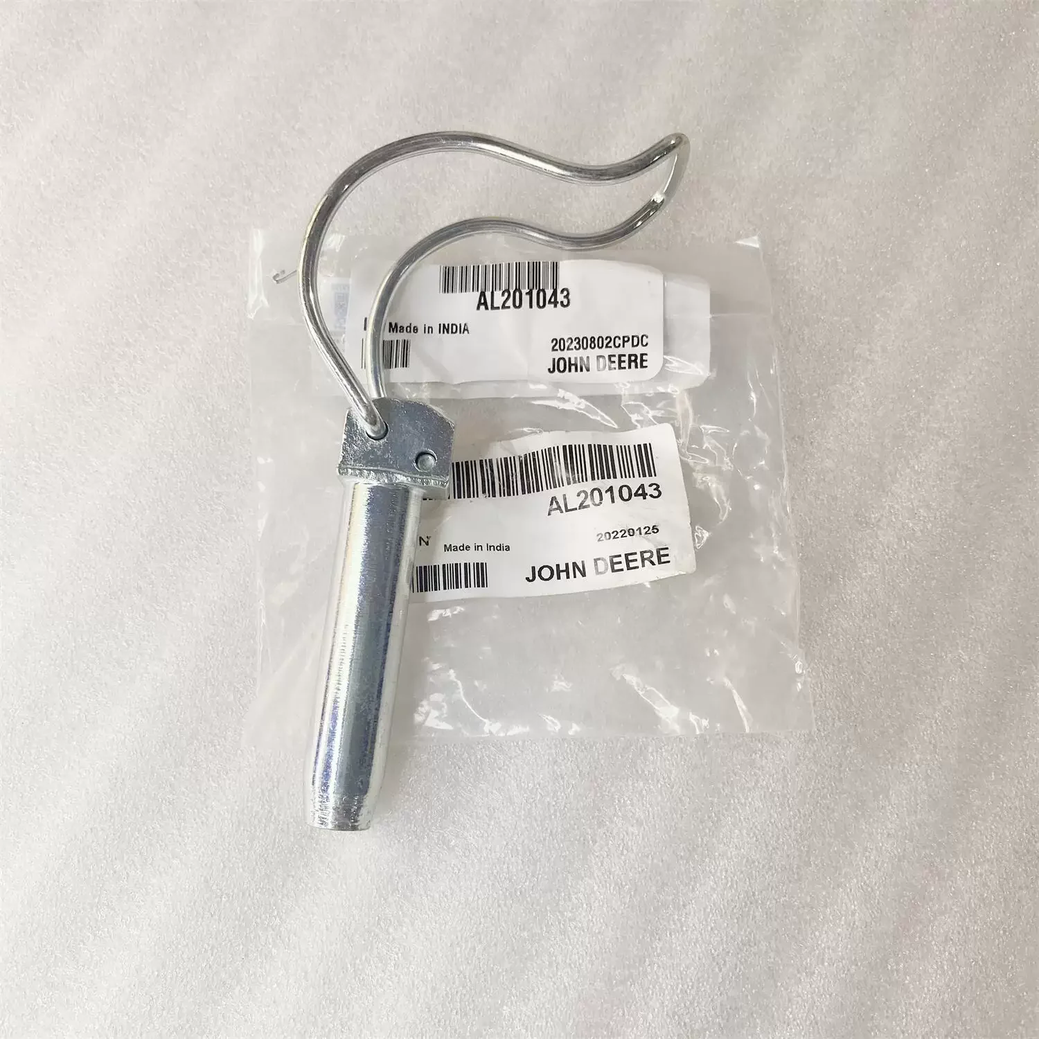 AL201043 DE18899 6J1654 6M2014 Tractor Pin For John Deere 6B1404/1204 6J6M Tractor Bolt